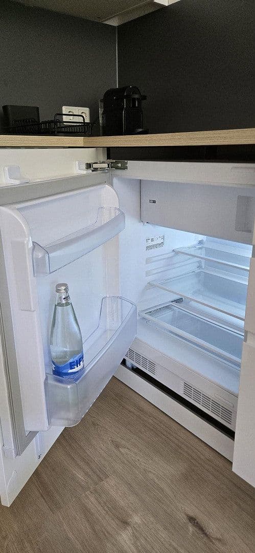 Pronájem bytu 1+1 33 m², Wiener Weg 1a, Köln, Severní Porýní-Vestfálsko Pronájem bytu 1+1 33 m², Wiener Weg 1a, Köln, Severní Porýní-Vestfálsko