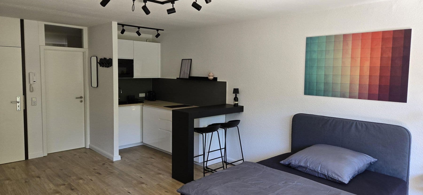 Pronájem bytu 1+1 33 m², Wiener Weg 1a, Köln, Severní Porýní-Vestfálsko Pronájem bytu 1+1 33 m², Wiener Weg 1a, Köln, Severní Porýní-Vestfálsko