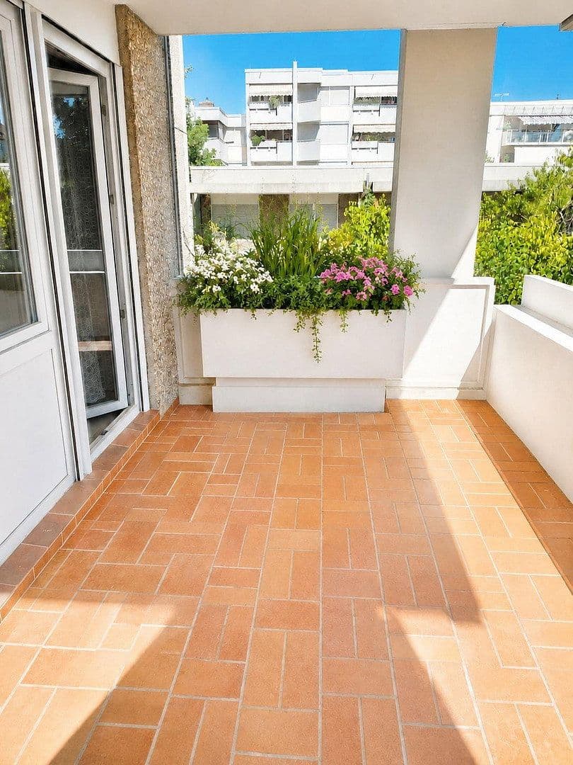 Prodej bytu 3+kk 102 m², Breitensteinweg 7, Fellbach, Bádensko-Württembersko Prodej bytu 3+kk 102 m², Breitensteinweg 7, Fellbach, Bádensko-Württembersko