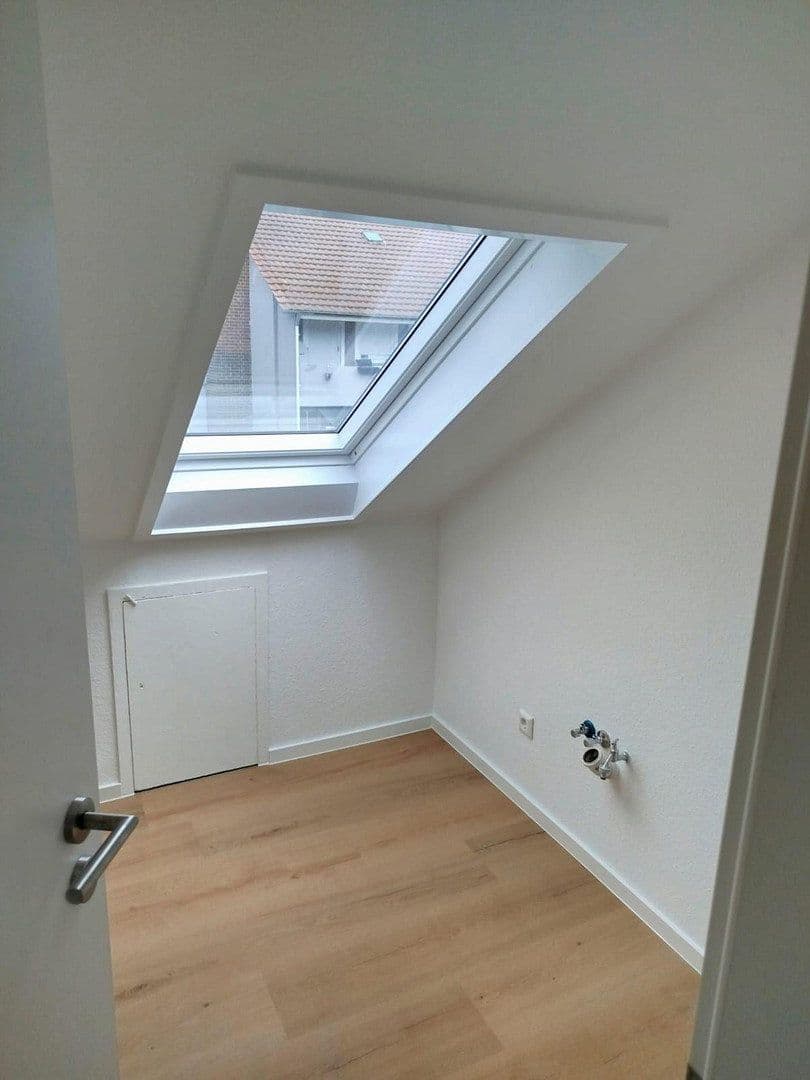Pronájem bytu 2+1 59 m², Hölzernerstrasse 14, Eberstadt, Bádensko-Württembersko Pronájem bytu 2+1 59 m², Hölzernerstrasse 14, Eberstadt, Bádensko-Württembersko