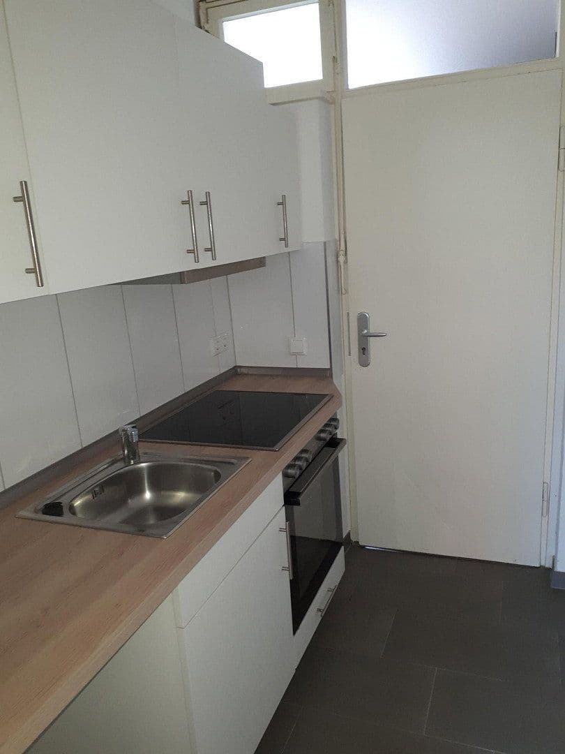 Pronájem bytu 1+1 26 m², Georgstr.5-7, Lübeck, Šlesvicko-Holštýnsko Pronájem bytu 1+1 26 m², Georgstr.5-7, Lübeck, Šlesvicko-Holštýnsko