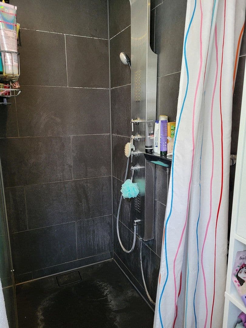 Prodej domu 152 m², pozemek 254 m², Bugostr., 15, Salem, Bádensko-Württembersko Prodej domu 152 m², pozemek 254 m², Bugostr., 15, Salem, Bádensko-Württembersko
