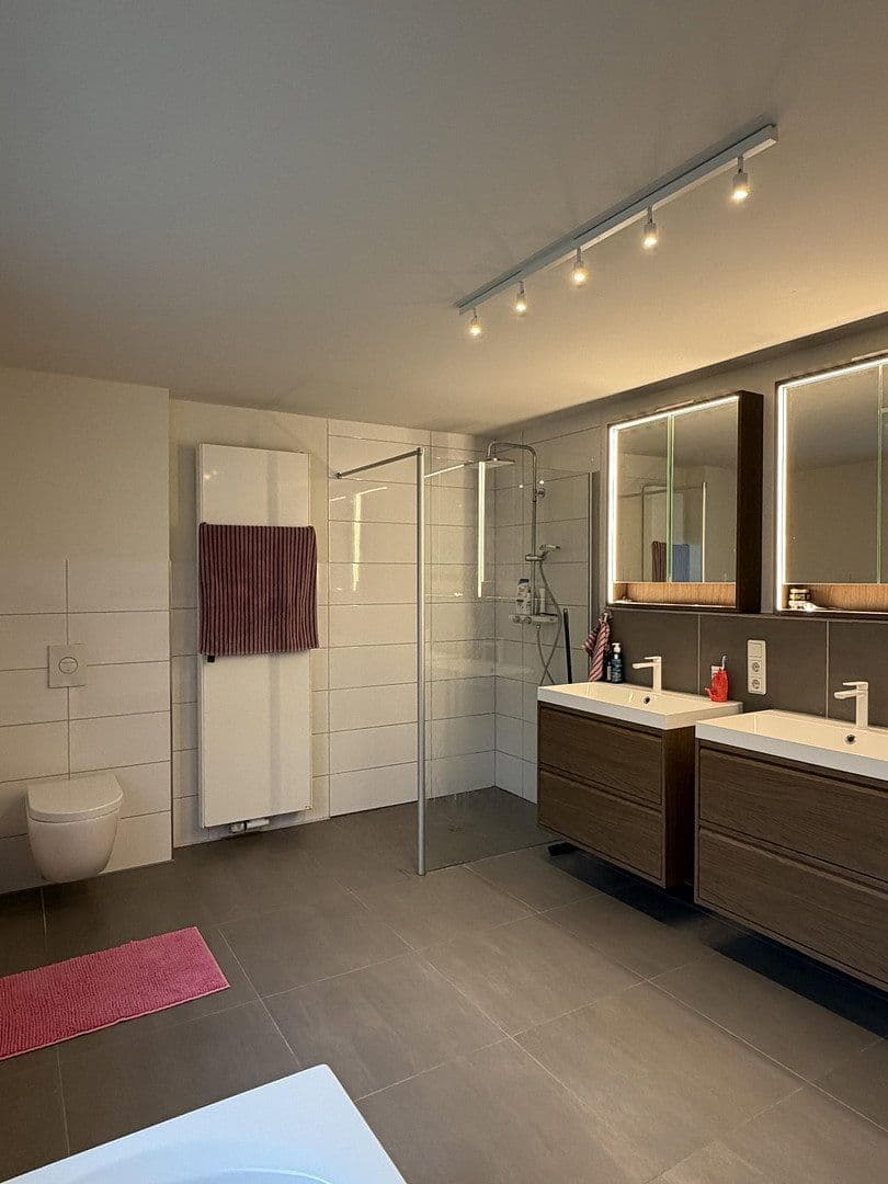 Prodej domu 200 m², pozemek 1.190 m², Dillingen/Saar, Země Sársko Prodej domu 200 m², pozemek 1.190 m², Dillingen/Saar, Země Sársko