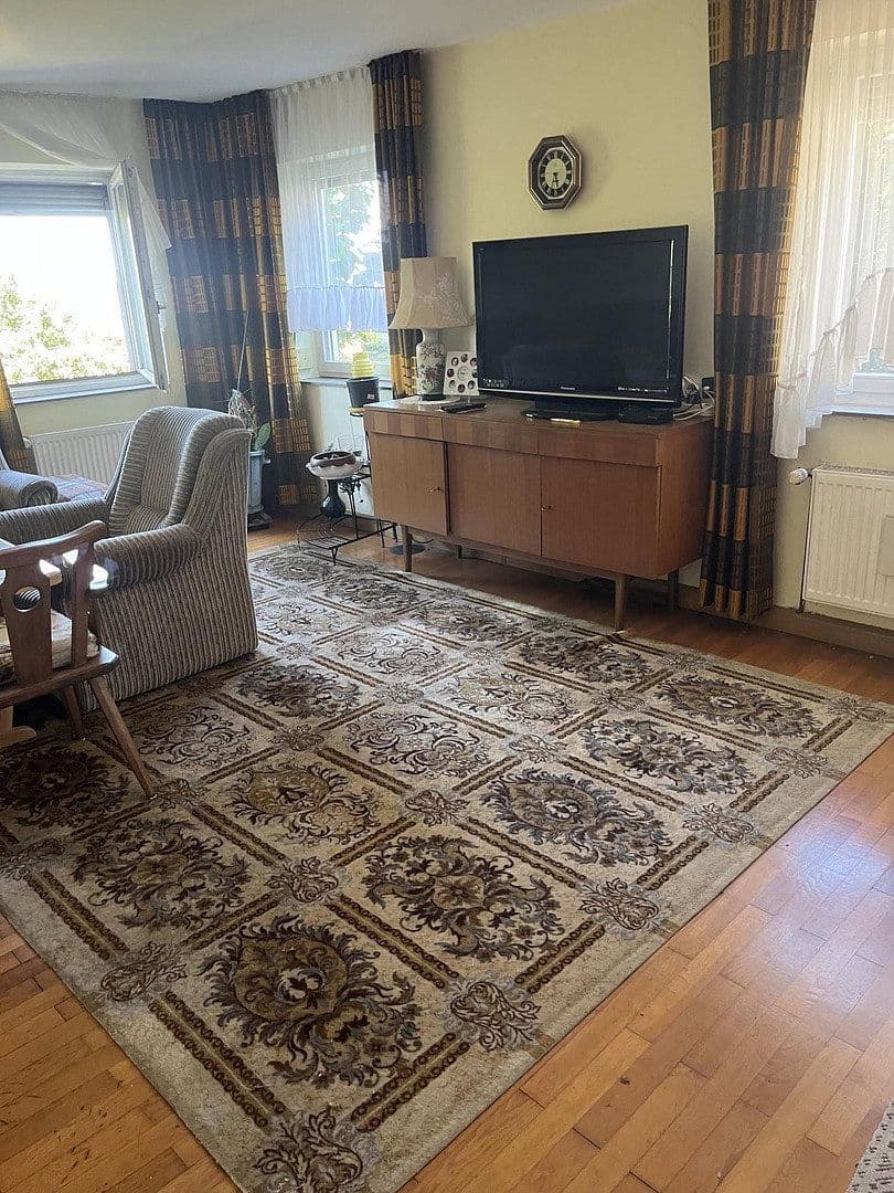 Prodej domu 88 m², pozemek 140 m², Landshut, Bavorsko Prodej domu 88 m², pozemek 140 m², Landshut, Bavorsko