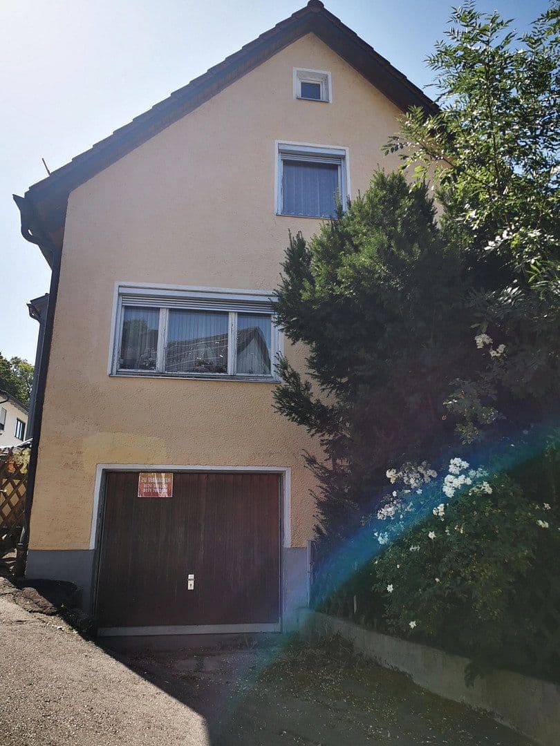 Prodej domu 88 m², pozemek 140 m², Landshut, Bavorsko Prodej domu 88 m², pozemek 140 m², Landshut, Bavorsko