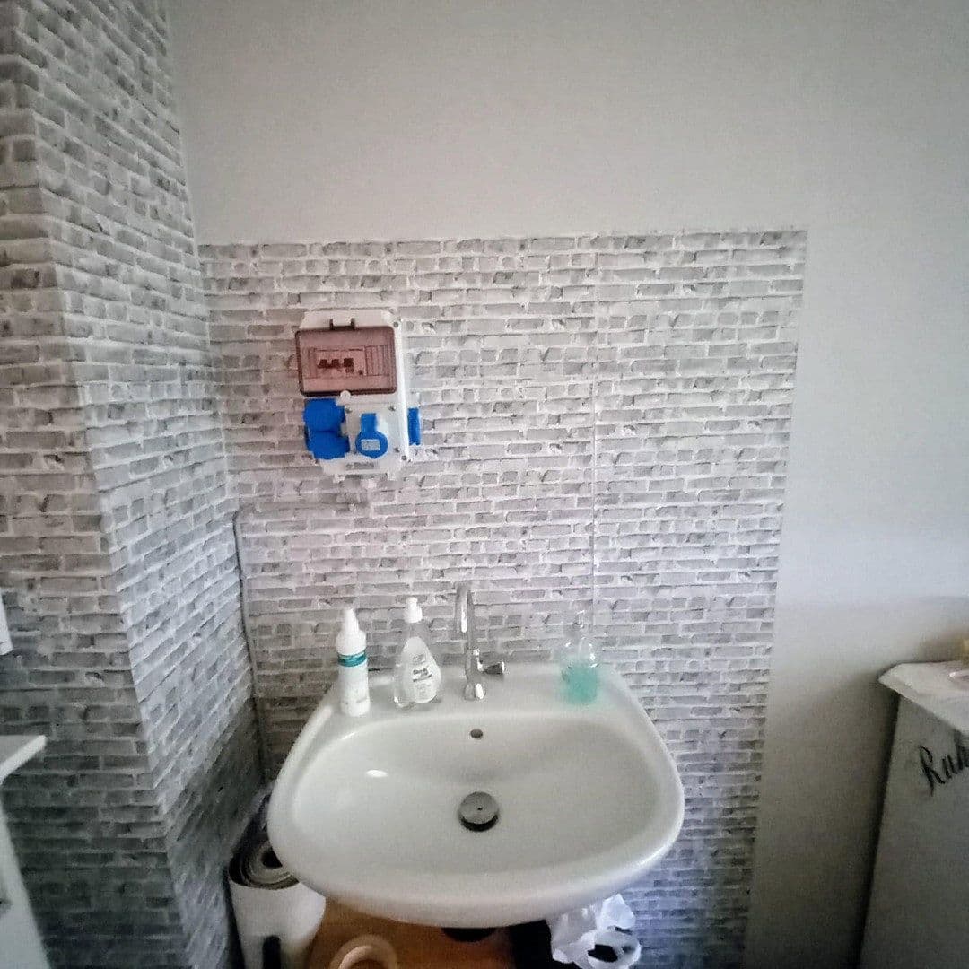Prodej domu 100 m², pozemek 220 m², Mayen, Porýní-Falc Prodej domu 100 m², pozemek 220 m², Mayen, Porýní-Falc