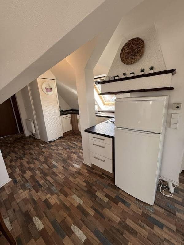 Pronájem bytu 1+kk 49 m², Schurwaldstr. 61, Stuttgart, Bádensko-Württembersko Pronájem bytu 1+kk 49 m², Schurwaldstr. 61, Stuttgart, Bádensko-Württembersko
