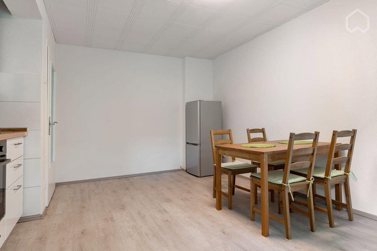 Prodej bytu 3+1 60 m², Friedbergstraße 2a, Essen, Severní Porýní-Vestfálsko Prodej bytu 3+1 60 m², Friedbergstraße 2a, Essen, Severní Porýní-Vestfálsko