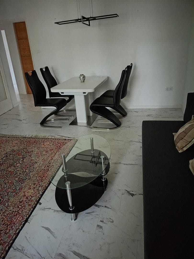 Pronájem bytu 3+1 75 m², Berlin, Berlín Pronájem bytu 3+1 75 m², Berlin, Berlín