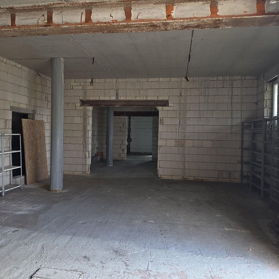 Pronájem nebytového prostoru 376 m², Carl-Benz-Str 7, Zirndorf, Bavorsko Pronájem nebytového prostoru 376 m², Carl-Benz-Str 7, Zirndorf, Bavorsko