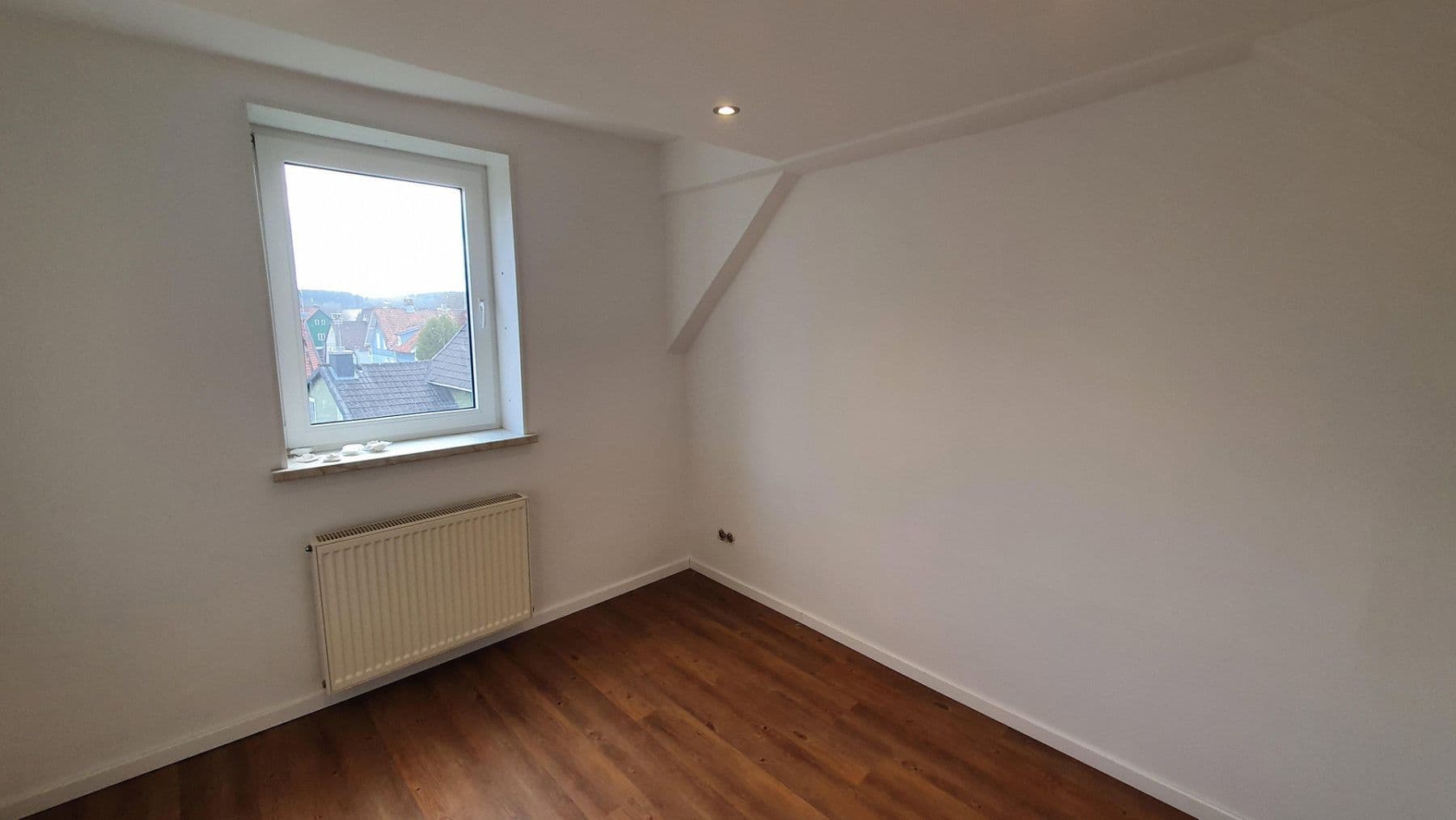 Pronájem bytu 2+1 35 m², Mäverstraße 1, Clausthal-Zellerfeld, Dolní Sasko Pronájem bytu 2+1 35 m², Mäverstraße 1, Clausthal-Zellerfeld, Dolní Sasko