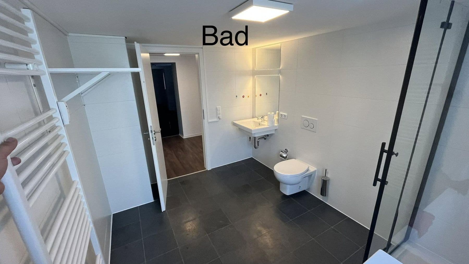 Prodej bytu 3+1 90 m², Egertstraße 26, EG, Reutlingen, Bádensko-Württembersko Prodej bytu 3+1 90 m², Egertstraße 26, EG, Reutlingen, Bádensko-Württembersko