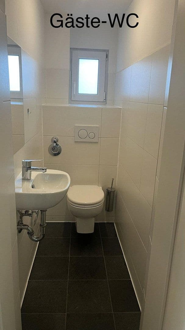 Prodej bytu 3+1 90 m², Egertstraße 26, EG, Reutlingen, Bádensko-Württembersko Prodej bytu 3+1 90 m², Egertstraße 26, EG, Reutlingen, Bádensko-Württembersko