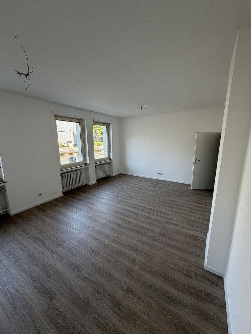 Pronájem bytu 2+1 60 m², Hülser Straße 373, Krefeld, Severní Porýní-Vestfálsko Pronájem bytu 2+1 60 m², Hülser Straße 373, Krefeld, Severní Porýní-Vestfálsko