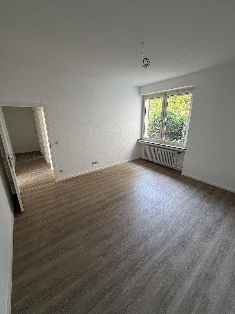 Pronájem bytu 2+1 60 m², Hülser Straße 373, Krefeld, Severní Porýní-Vestfálsko Pronájem bytu 2+1 60 m², Hülser Straße 373, Krefeld, Severní Porýní-Vestfálsko