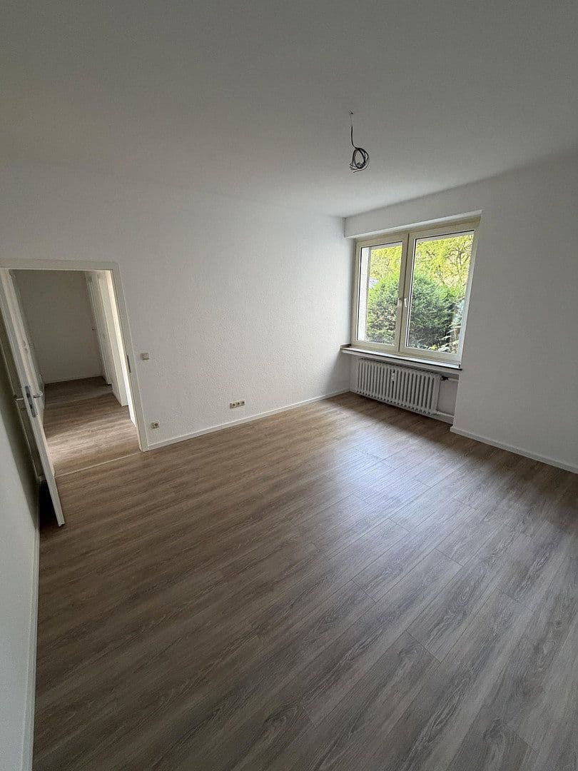Pronájem bytu 2+1 60 m², Hülser Straße 373, Krefeld, Severní Porýní-Vestfálsko Pronájem bytu 2+1 60 m², Hülser Straße 373, Krefeld, Severní Porýní-Vestfálsko
