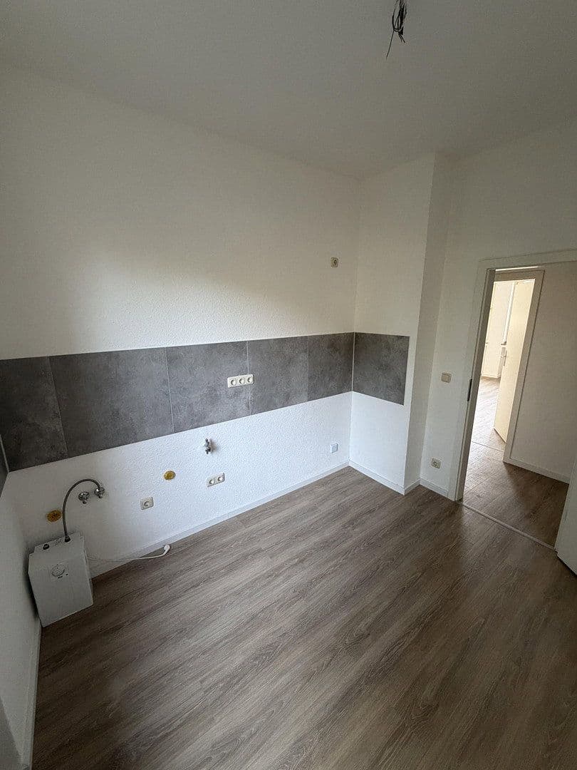 Pronájem bytu 2+1 60 m², Hülser Straße 373, Krefeld, Severní Porýní-Vestfálsko Pronájem bytu 2+1 60 m², Hülser Straße 373, Krefeld, Severní Porýní-Vestfálsko
