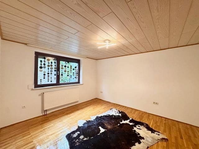 Pronájem bytu 3+1 76 m², Greifenklaustraße 12, Reckendorf, Bavorsko Pronájem bytu 3+1 76 m², Greifenklaustraße 12, Reckendorf, Bavorsko