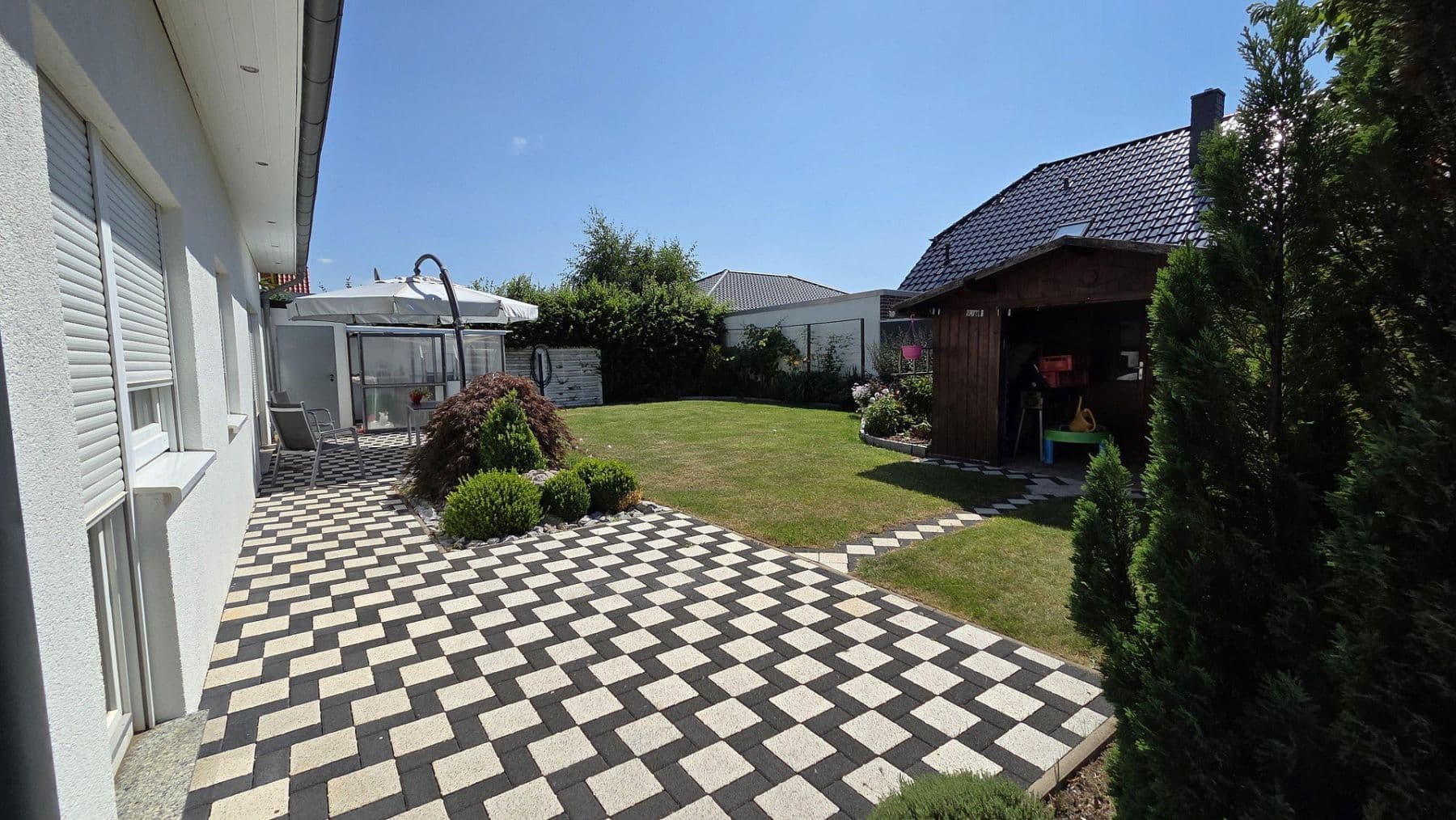 Prodej domu 183 m², pozemek 560 m², Schellerten, Dolní Sasko Prodej domu 183 m², pozemek 560 m², Schellerten, Dolní Sasko