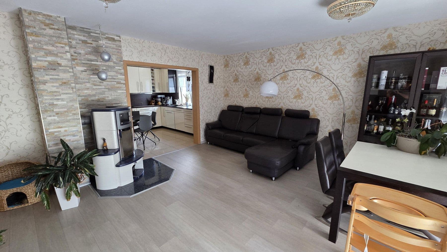 Prodej domu 183 m², pozemek 560 m², Schellerten, Dolní Sasko Prodej domu 183 m², pozemek 560 m², Schellerten, Dolní Sasko
