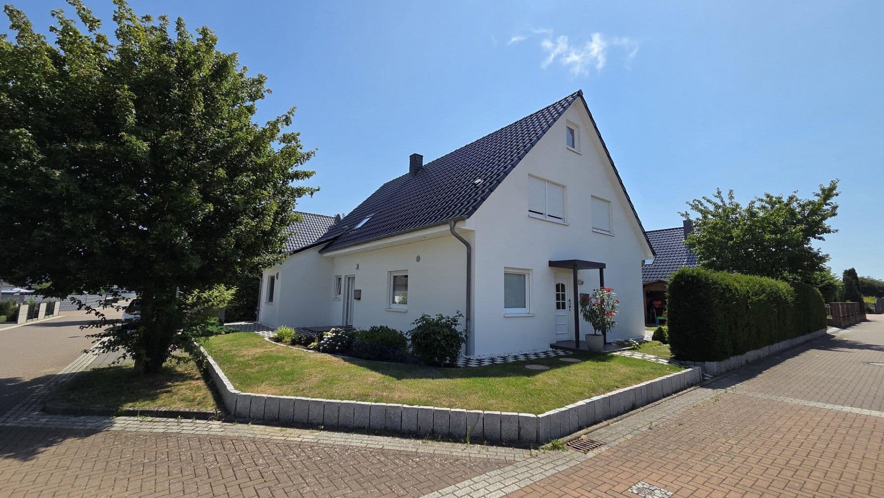 Prodej domu 183 m², pozemek 560 m², Schellerten, Dolní Sasko Prodej domu 183 m², pozemek 560 m², Schellerten, Dolní Sasko