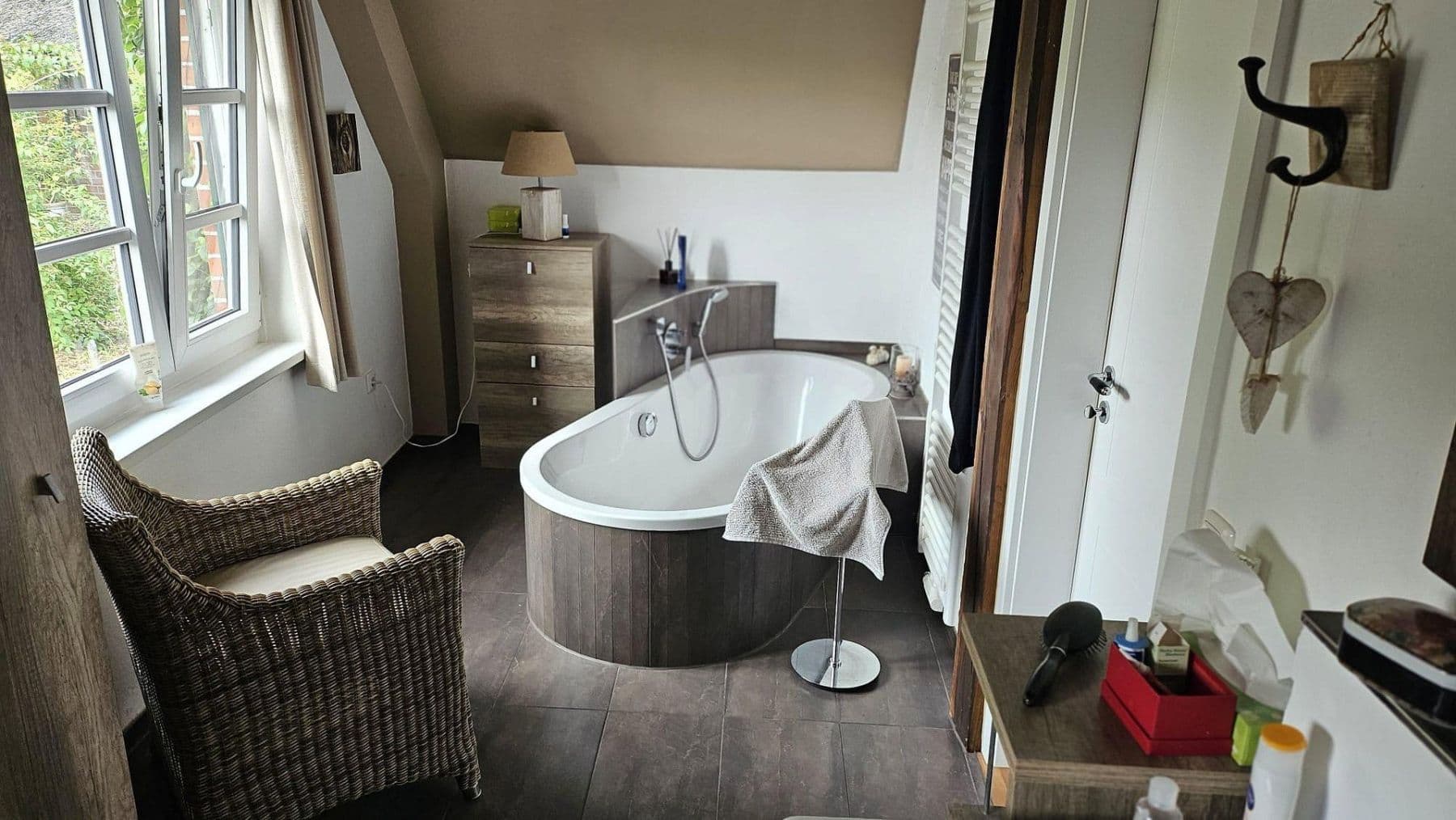 Prodej domu 126 m², pozemek 1.154 m², Balje, Dolní Sasko Prodej domu 126 m², pozemek 1.154 m², Balje, Dolní Sasko