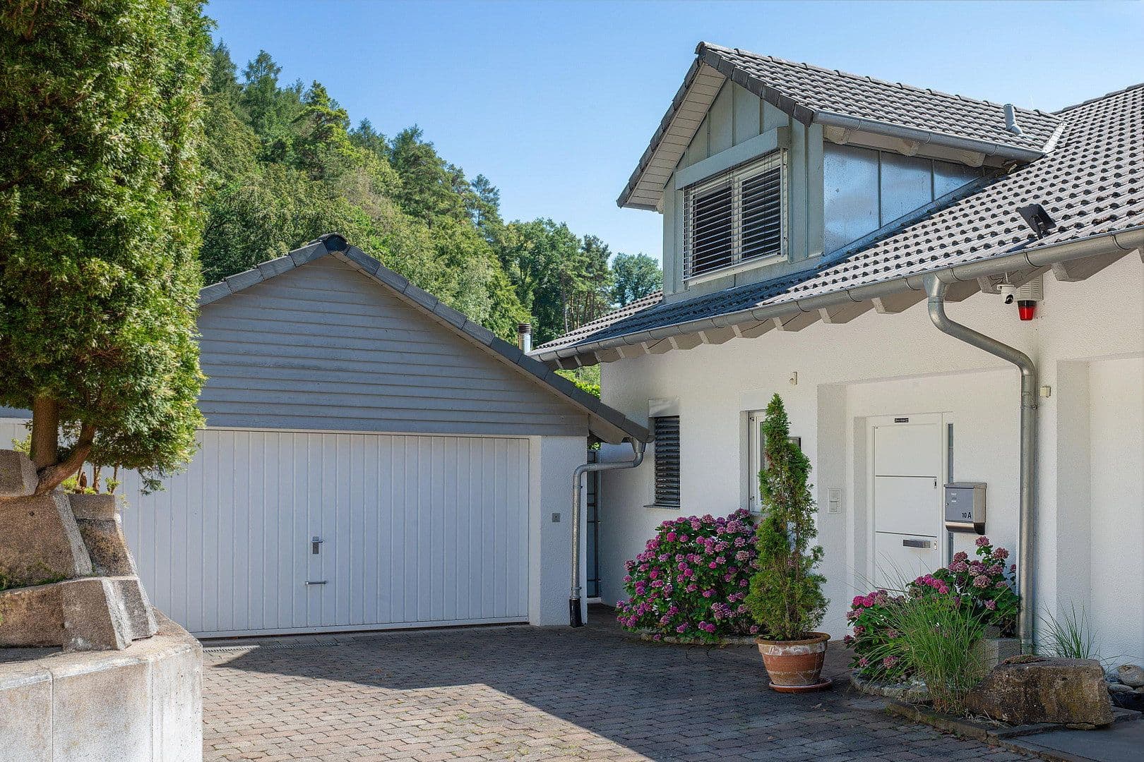Prodej domu 201 m², pozemek 355 m², Bodman-Ludwigshafen, Bádensko-Württembersko Prodej domu 201 m², pozemek 355 m², Bodman-Ludwigshafen, Bádensko-Württembersko
