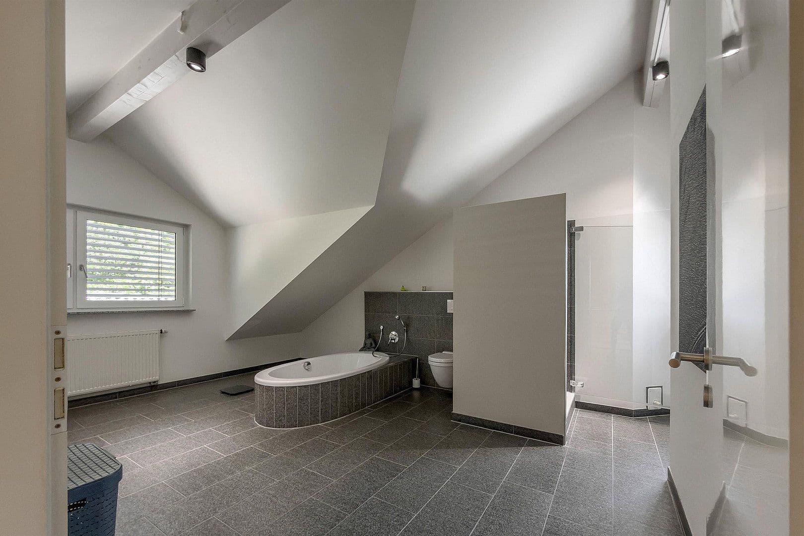 Prodej domu 201 m², pozemek 355 m², Bodman-Ludwigshafen, Bádensko-Württembersko Prodej domu 201 m², pozemek 355 m², Bodman-Ludwigshafen, Bádensko-Württembersko