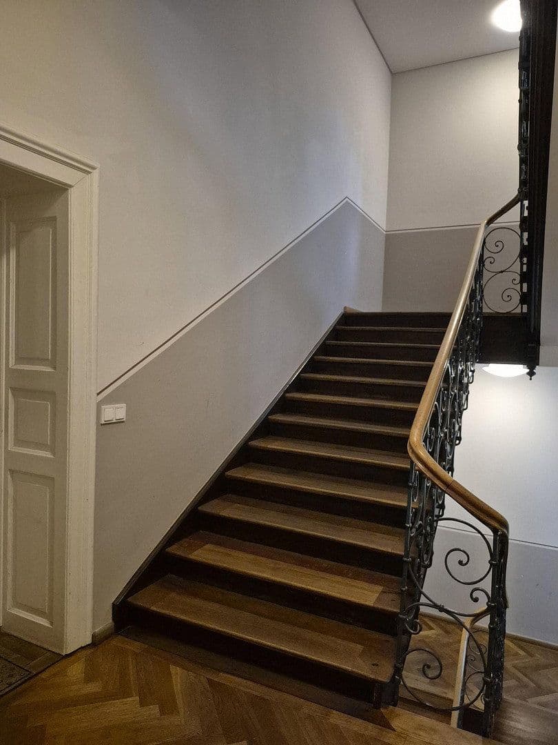 Prodej bytu 6+1 170 m², München, Bavorsko Prodej bytu 6+1 170 m², München, Bavorsko