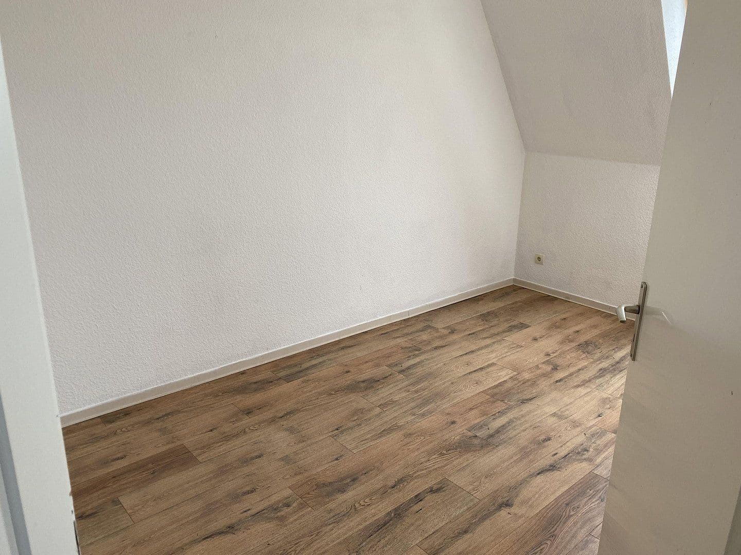 Pronájem bytu 3+1 65 m², Marienstraße 4, Eberswalde, Braniborsko Pronájem bytu 3+1 65 m², Marienstraße 4, Eberswalde, Braniborsko