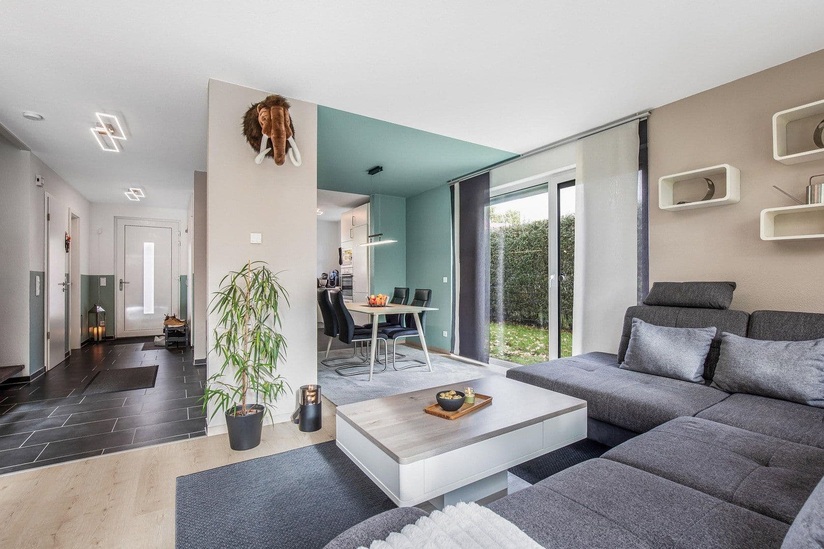 Prodej domu 143 m², pozemek 336 m², Hamburg, Hamburg Prodej domu 143 m², pozemek 336 m², Hamburg, Hamburg