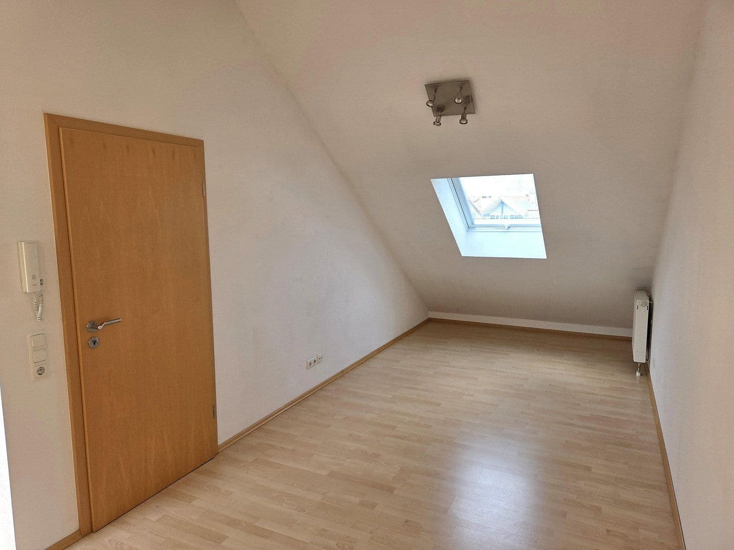 Prodej domu 114 m², pozemek 244 m², Kempten (Allgäu), Bavorsko Prodej domu 114 m², pozemek 244 m², Kempten (Allgäu), Bavorsko