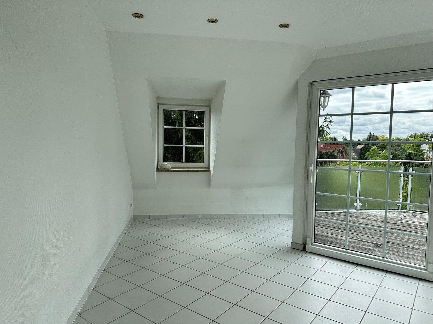 Prodej bytu 3+1 60 m², Falkensee, Braniborsko Prodej bytu 3+1 60 m², Falkensee, Braniborsko