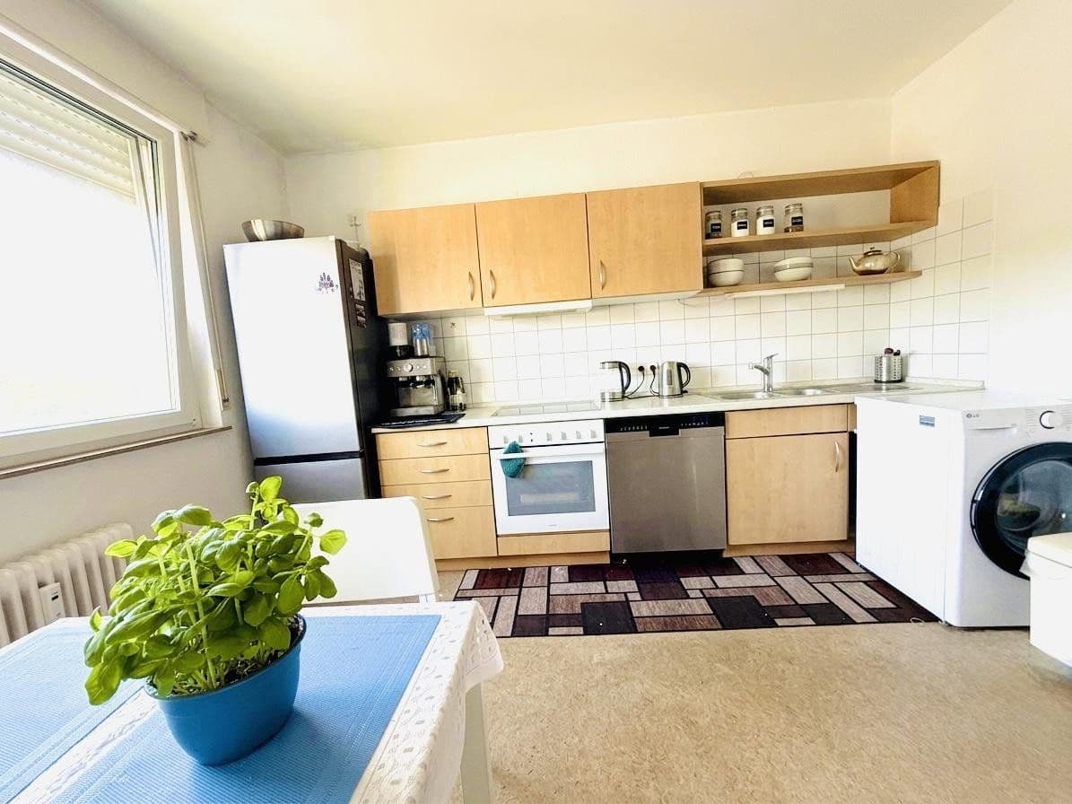 Pronájem bytu 2+1 68 m², Krokodilweg 40, Stuttgart, Bádensko-Württembersko Pronájem bytu 2+1 68 m², Krokodilweg 40, Stuttgart, Bádensko-Württembersko