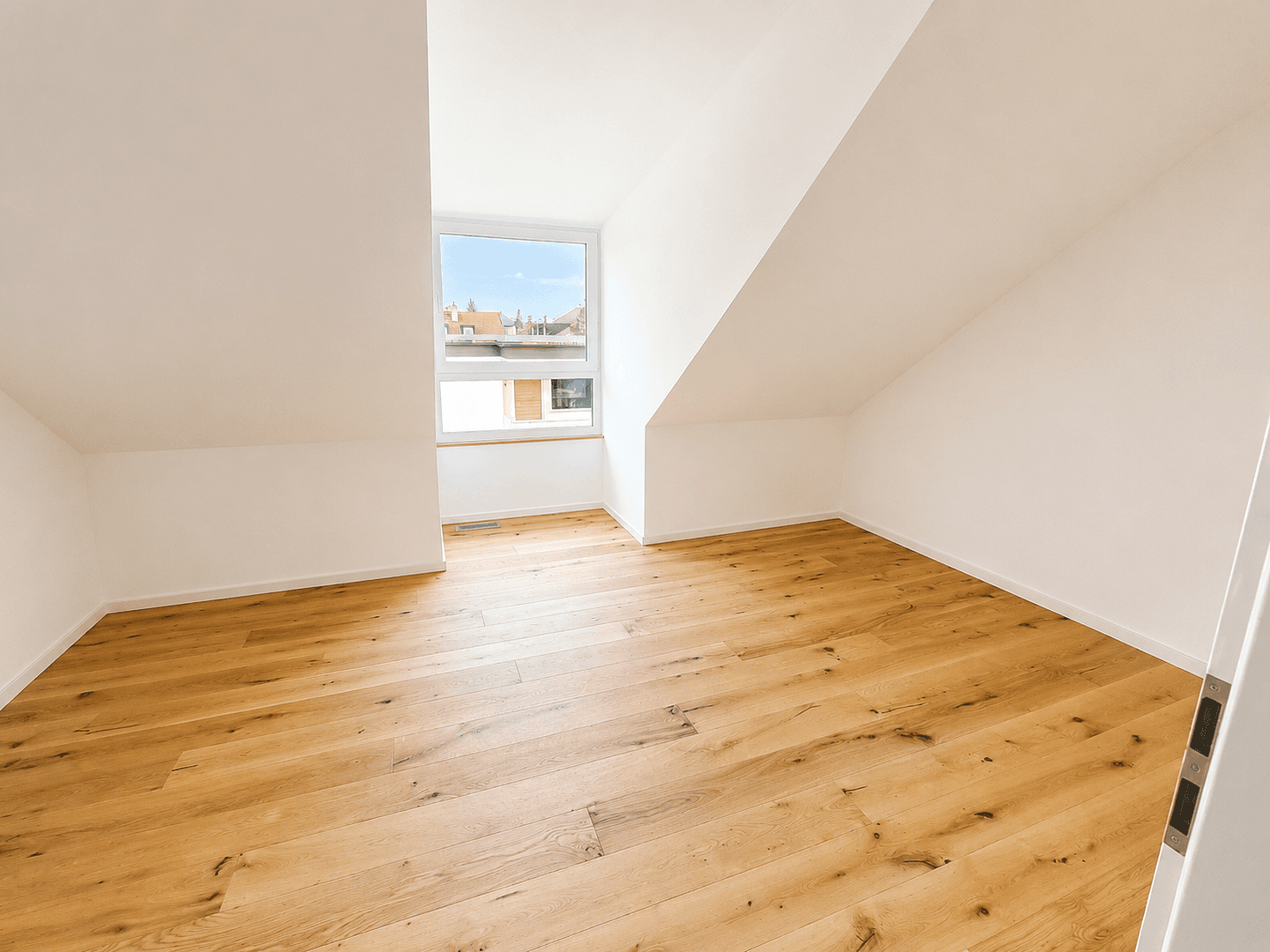 Pronájem domu 158 m², pozemek 110 m², Bauseweinallee 58f, München, Bavorsko Pronájem domu 158 m², pozemek 110 m², Bauseweinallee 58f, München, Bavorsko