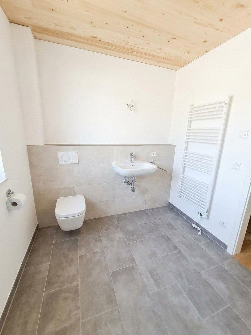 Pronájem domu 158 m², pozemek 110 m², Bauseweinallee 58f, München, Bavorsko Pronájem domu 158 m², pozemek 110 m², Bauseweinallee 58f, München, Bavorsko