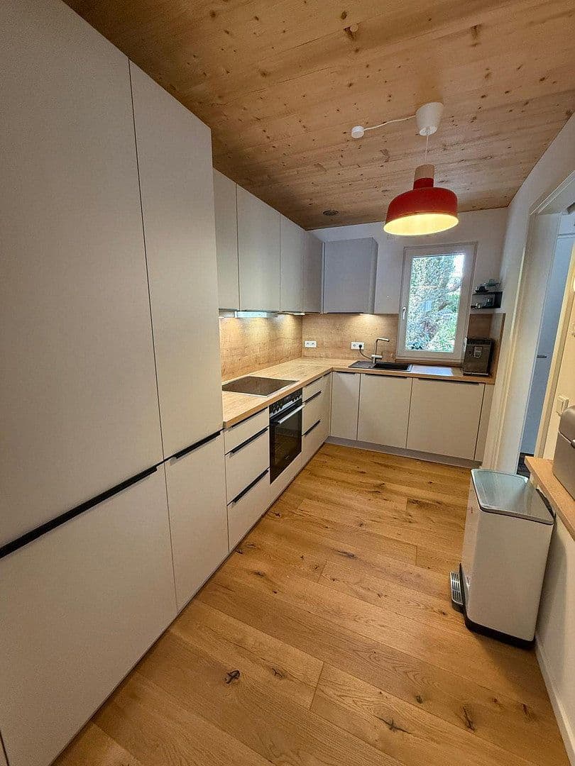 Pronájem domu 158 m², pozemek 110 m², Bauseweinallee 58f, München, Bavorsko Pronájem domu 158 m², pozemek 110 m², Bauseweinallee 58f, München, Bavorsko