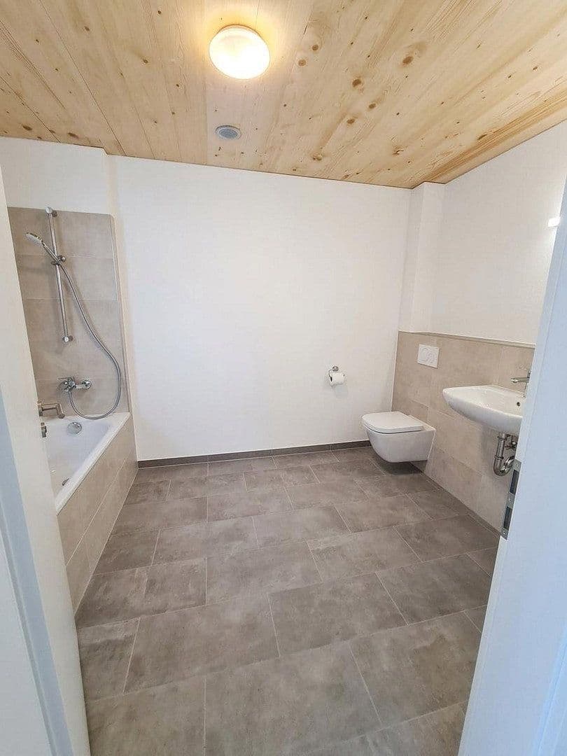 Pronájem domu 158 m², pozemek 110 m², Bauseweinallee 58f, München, Bavorsko Pronájem domu 158 m², pozemek 110 m², Bauseweinallee 58f, München, Bavorsko