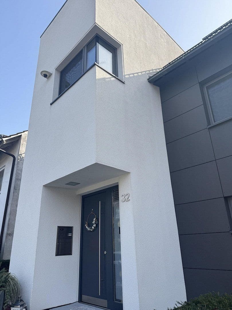 Prodej domu 214 m², pozemek 590 m², Gelsenkirchen, Severní Porýní-Vestfálsko Prodej domu 214 m², pozemek 590 m², Gelsenkirchen, Severní Porýní-Vestfálsko