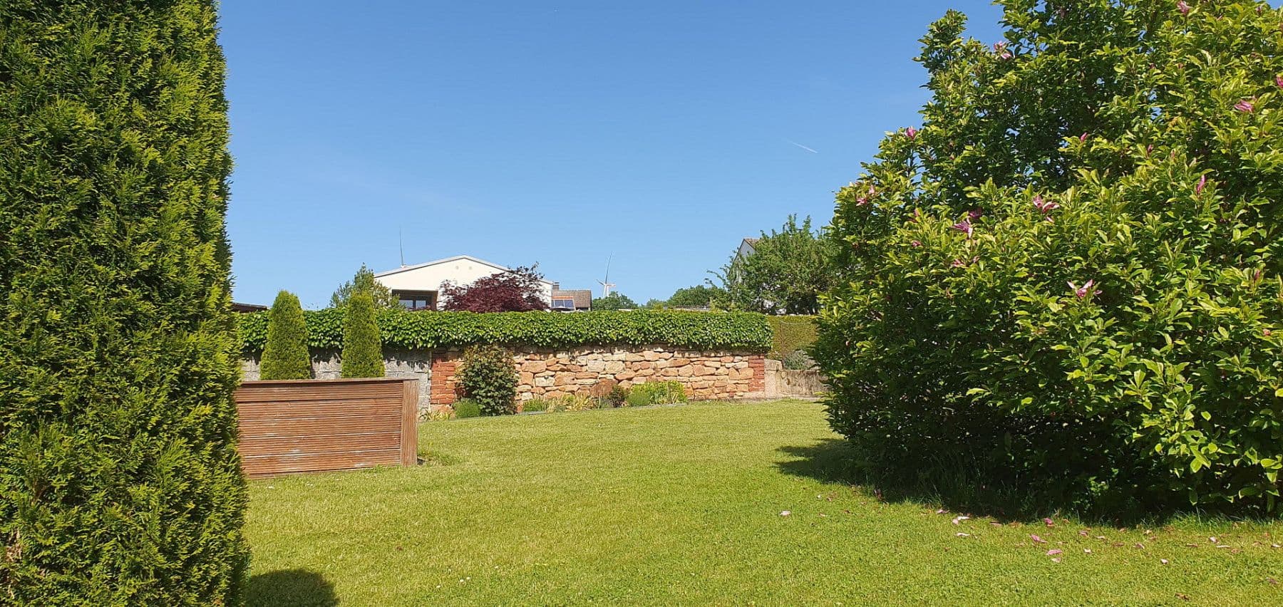 Prodej domu 290 m², pozemek 729 m², Waldeck, Hessen Prodej domu 290 m², pozemek 729 m², Waldeck, Hessen