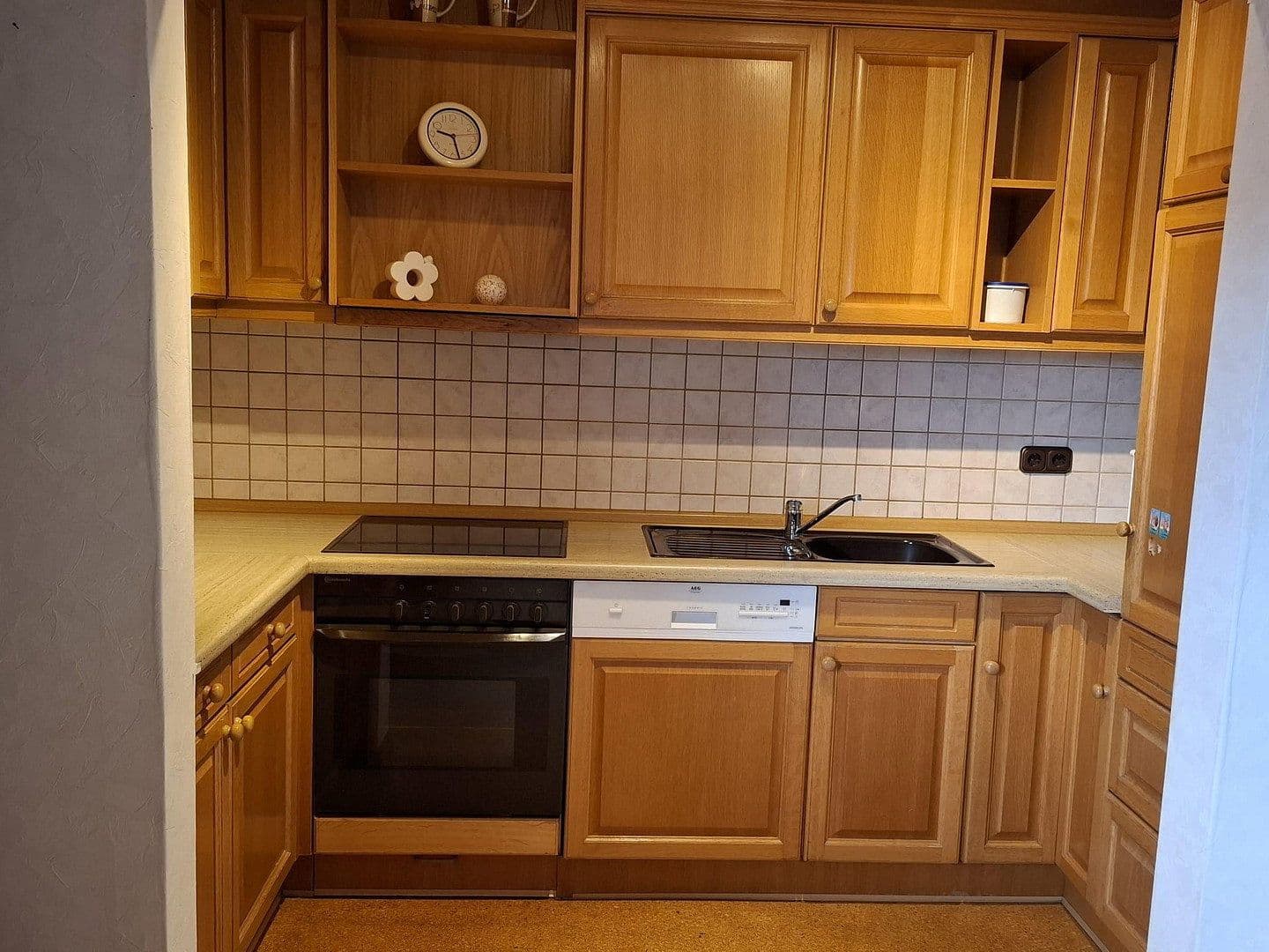 Prodej domu 290 m², pozemek 729 m², Waldeck, Hessen Prodej domu 290 m², pozemek 729 m², Waldeck, Hessen