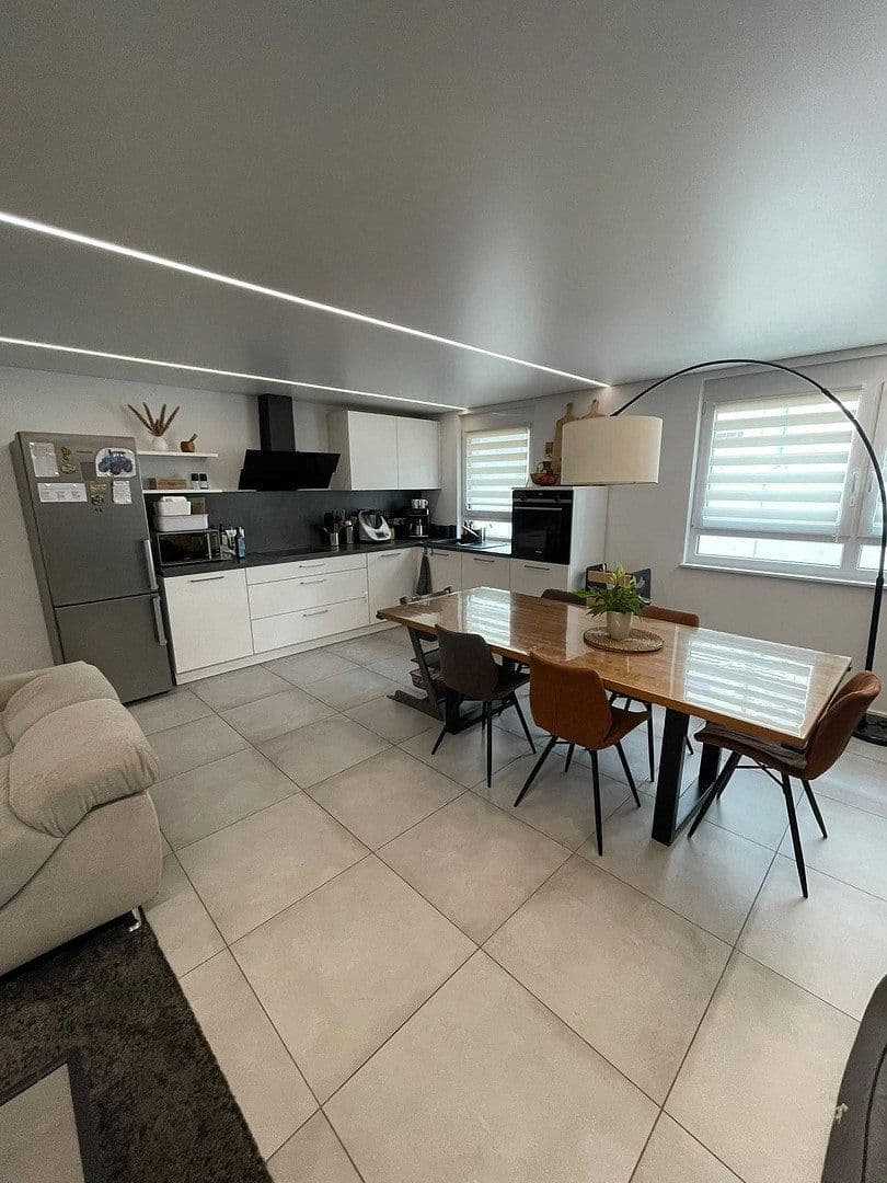 Pronájem bytu 3+kk 95 m², Bad Rappenau, Bádensko-Württembersko Pronájem bytu 3+kk 95 m², Bad Rappenau, Bádensko-Württembersko