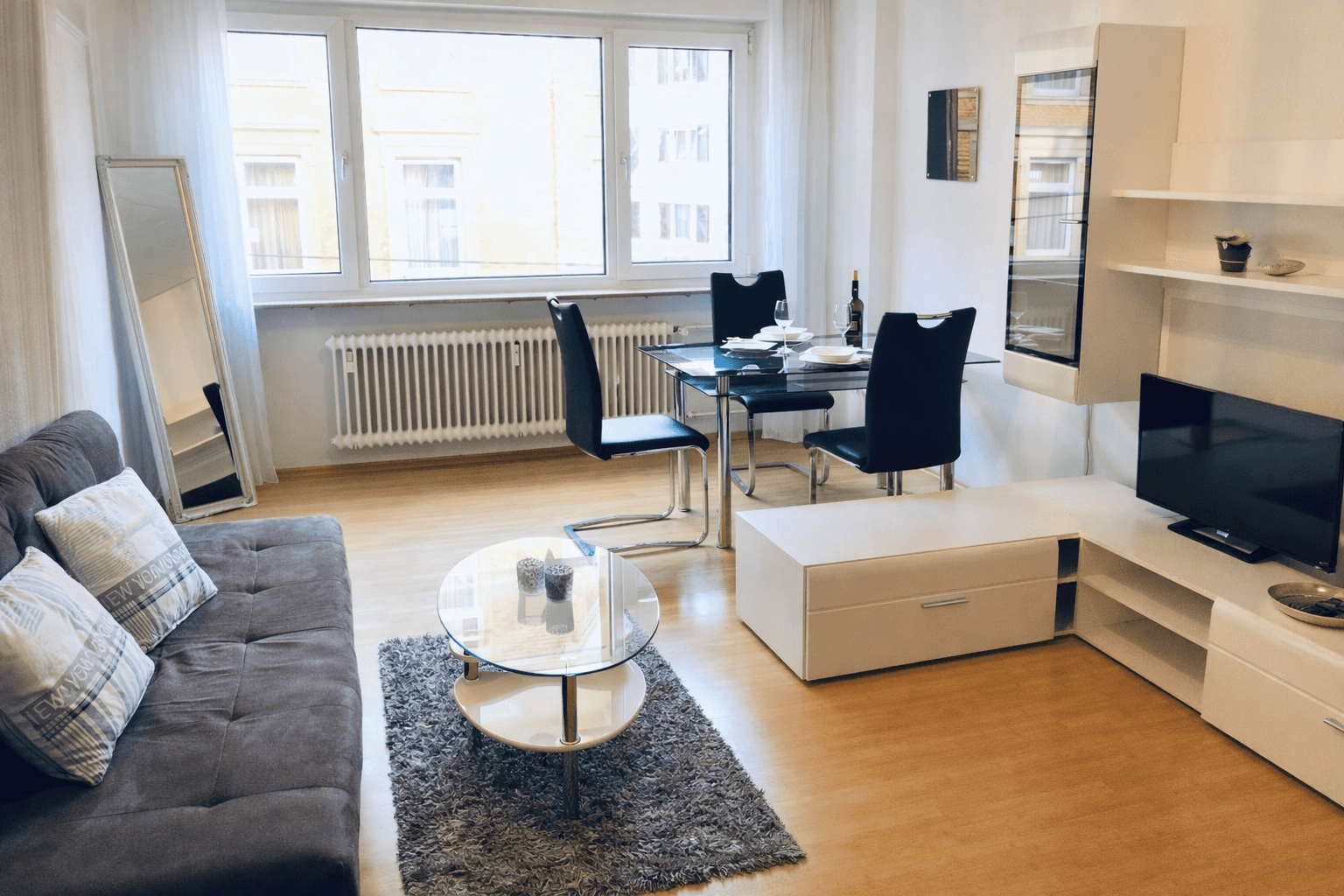 Prodej bytu 1+1 37 m², Immenhofer Straße 1, Stuttgart, Bádensko-Württembersko Prodej bytu 1+1 37 m², Immenhofer Straße 1, Stuttgart, Bádensko-Württembersko