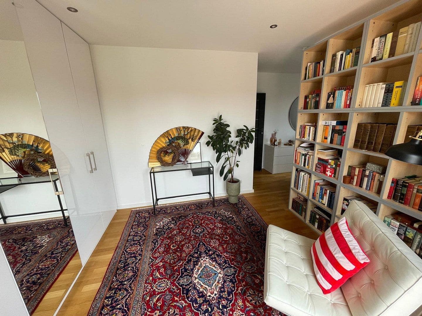 Prodej bytu 4+1 125 m², Weinbergstraße 7, Tegernheim, Bavorsko Prodej bytu 4+1 125 m², Weinbergstraße 7, Tegernheim, Bavorsko