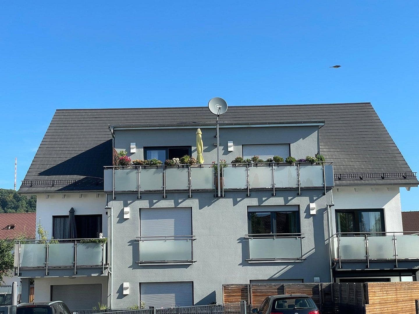 Prodej bytu 4+1 125 m², Weinbergstraße 7, Tegernheim, Bavorsko Prodej bytu 4+1 125 m², Weinbergstraße 7, Tegernheim, Bavorsko