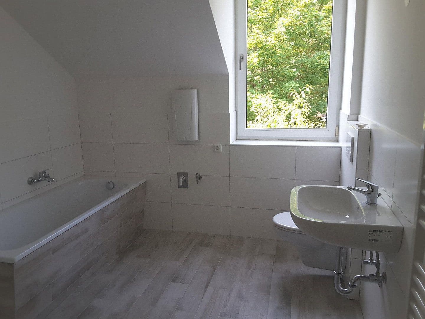 Pronájem bytu 3+1 66 m², Ahornstr. 10, Beelitz, Braniborsko Pronájem bytu 3+1 66 m², Ahornstr. 10, Beelitz, Braniborsko