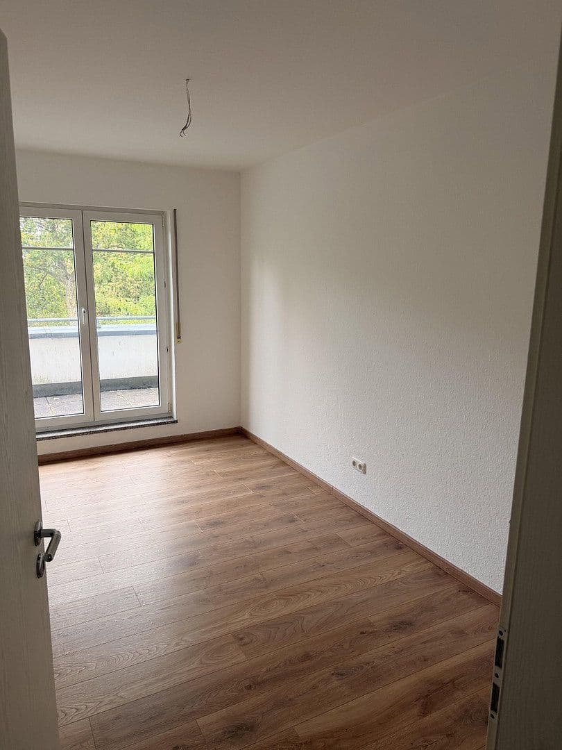 Pronájem bytu 4+1 108 m², Am Schlagsbach 11, Dreieich, Hessen Pronájem bytu 4+1 108 m², Am Schlagsbach 11, Dreieich, Hessen