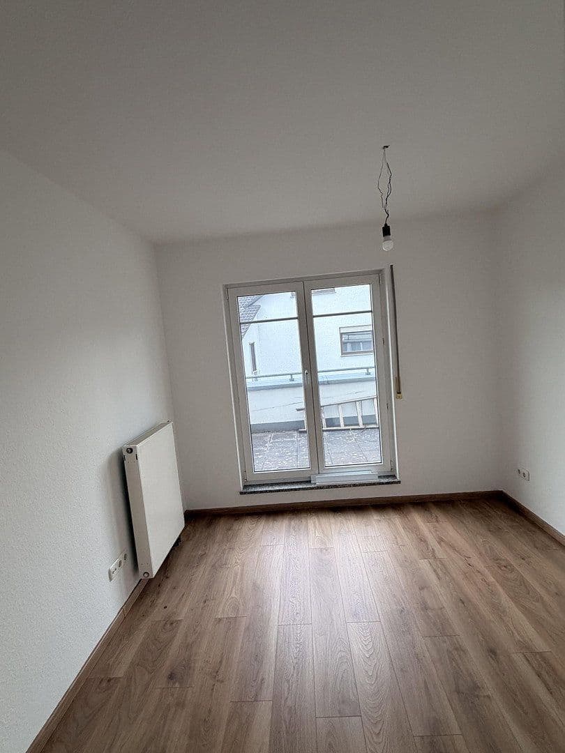 Pronájem bytu 4+1 108 m², Am Schlagsbach 11, Dreieich, Hessen Pronájem bytu 4+1 108 m², Am Schlagsbach 11, Dreieich, Hessen