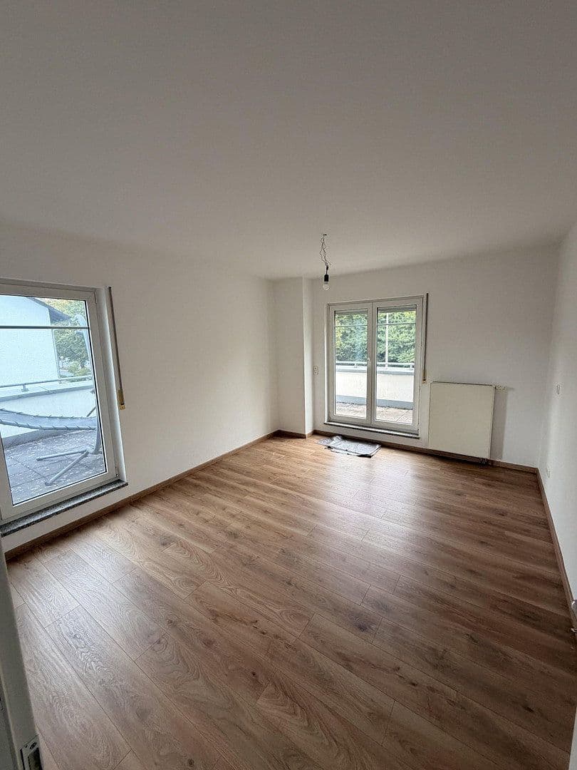 Pronájem bytu 4+1 108 m², Am Schlagsbach 11, Dreieich, Hessen Pronájem bytu 4+1 108 m², Am Schlagsbach 11, Dreieich, Hessen