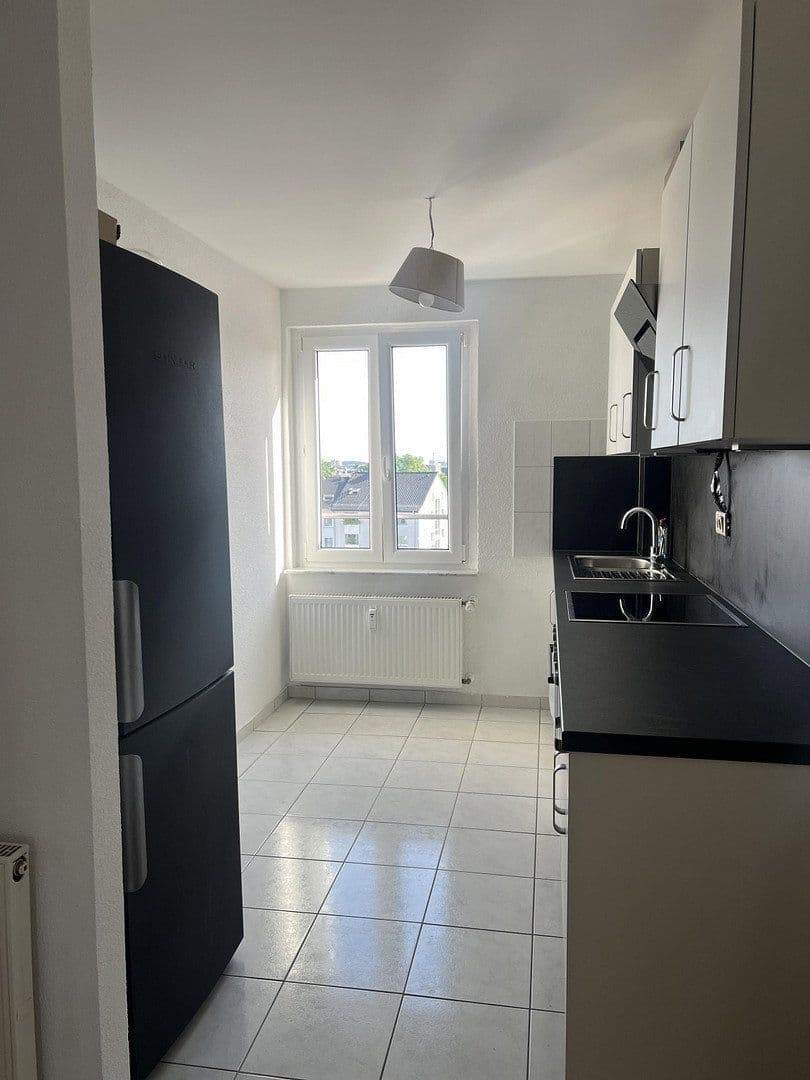Pronájem bytu 2+1 49 m², Frankfurt, Hessen Pronájem bytu 2+1 49 m², Frankfurt, Hessen